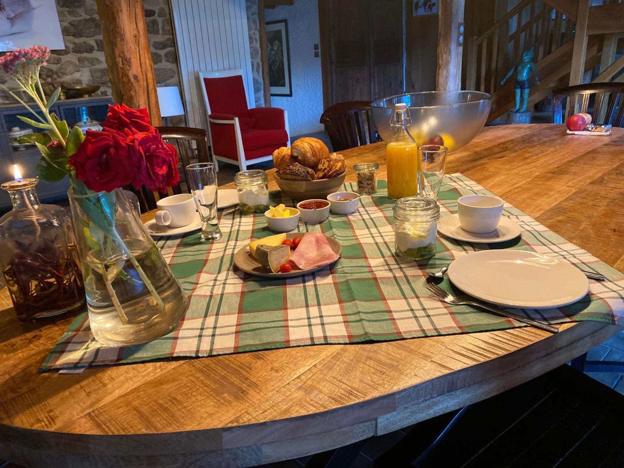 Bed and Breakfast La Vaisse Ambert Zewnętrze zdjęcie
